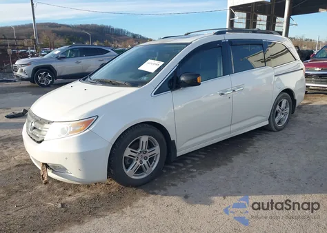 2013 Honda Odyssey Touring/Touring Elite z USA, uszkodzony, nr VIN 5FNRL5H97DB042705